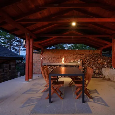 Blok- Brick And Wood 비소코