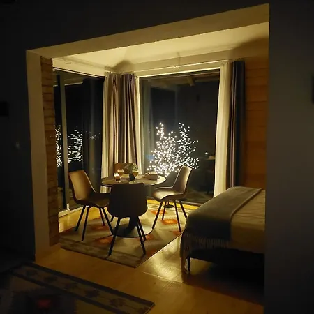 Blok- Brick And Wood Holiday home *